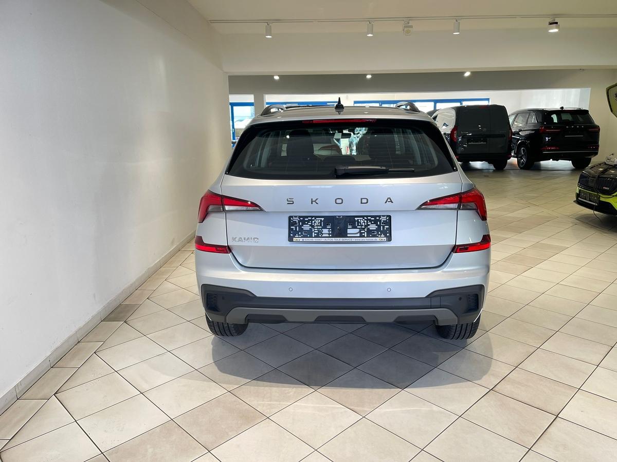 Skoda Kamiq 1,0 TSI Selection 5J Garantie AHK