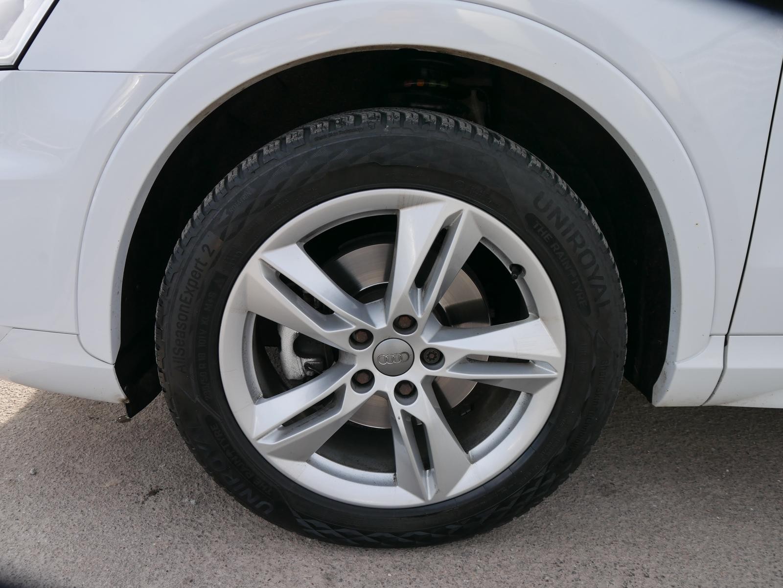 Audi Q3 1.4 TFSI S-TRONIC * S-LINE EXTERIEUR & CONNECTIVITY-PAKET * 18 ZOLL * LED-SCH