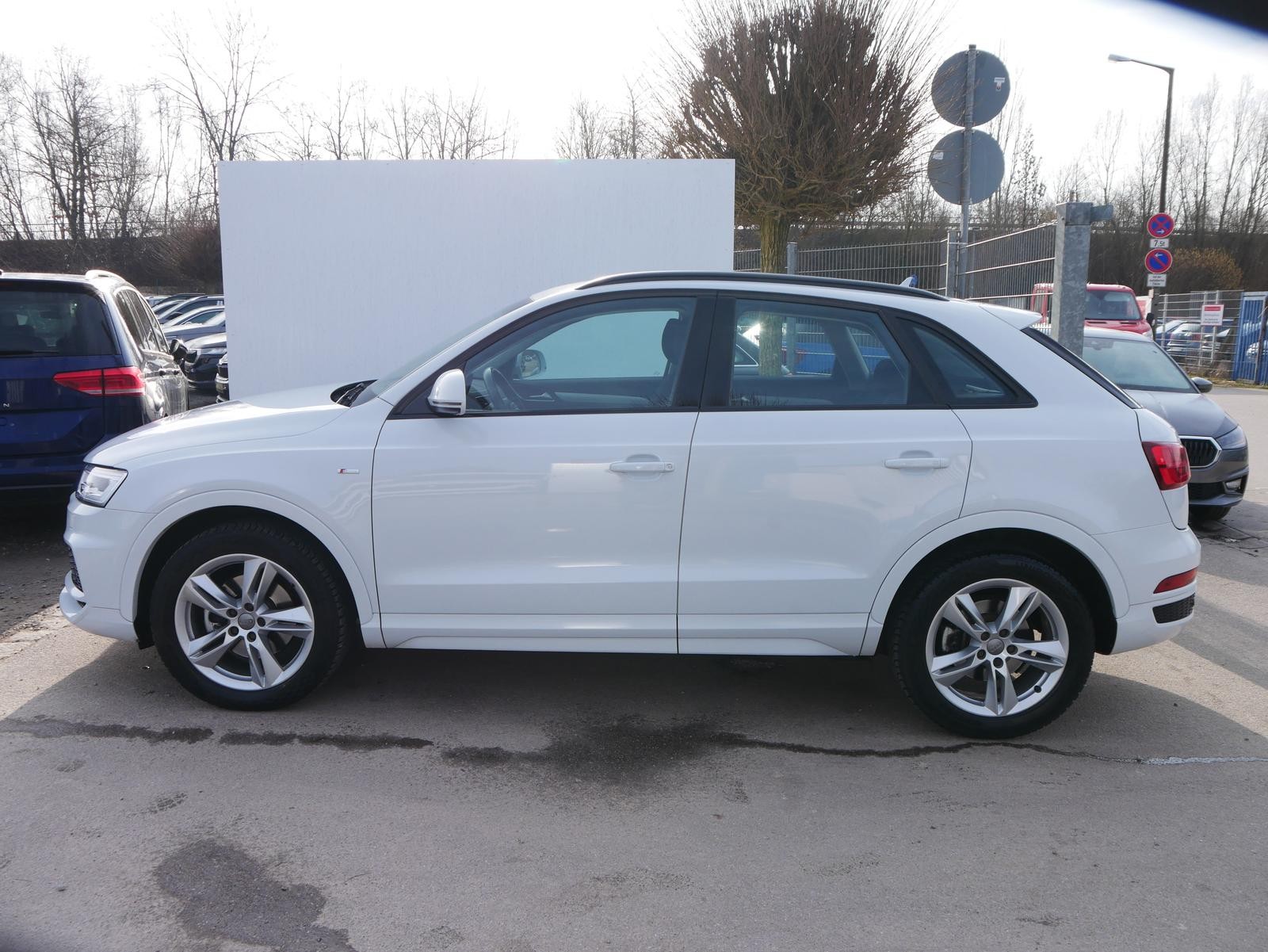 Audi Q3 1.4 TFSI S-TRONIC * S-LINE EXTERIEUR & CONNECTIVITY-PAKET * 18 ZOLL * LED-SCH