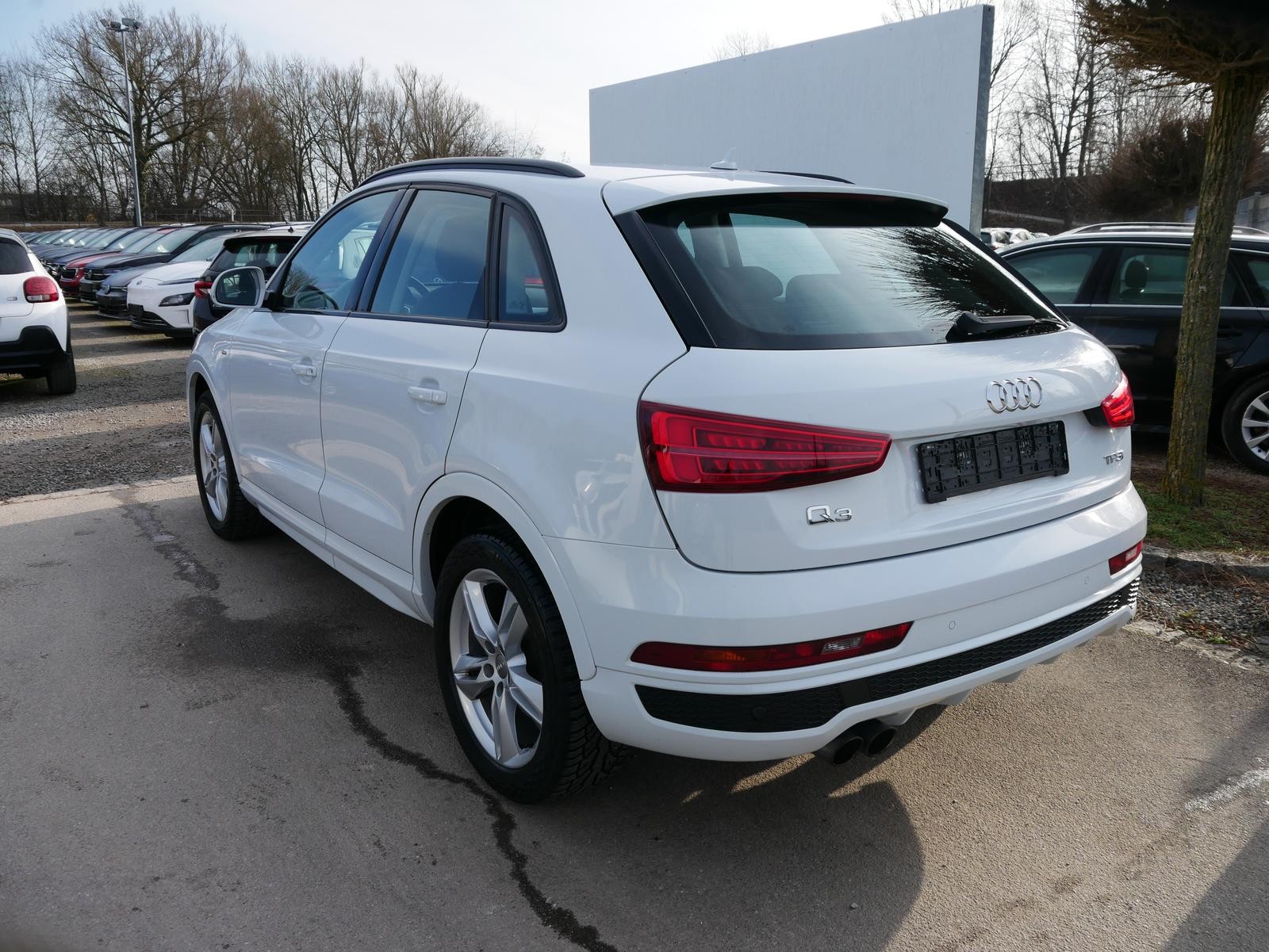 Audi Q3 1.4 TFSI S-TRONIC * S-LINE EXTERIEUR & CONNECTIVITY-PAKET * 18 ZOLL * LED-SCH