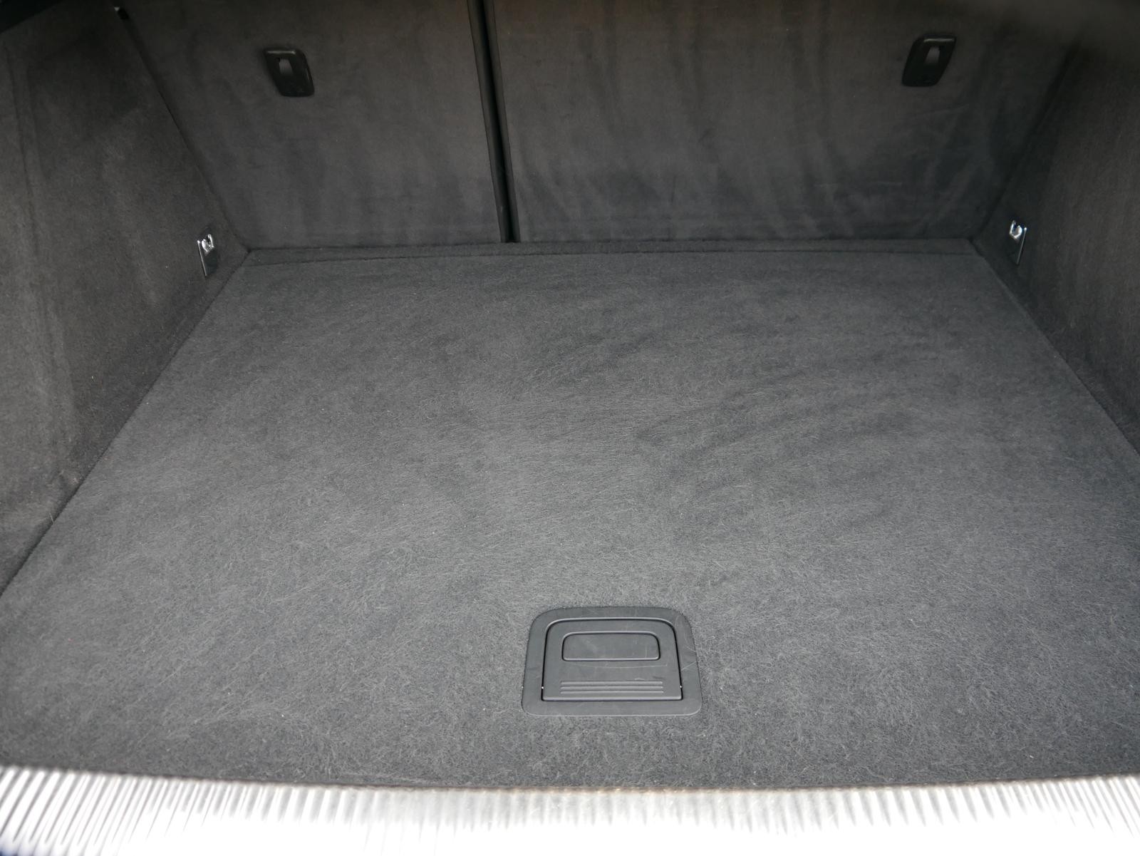 Audi Q3 1.4 TFSI S-TRONIC * S-LINE EXTERIEUR & CONNECTIVITY-PAKET * 18 ZOLL * LED-SCH