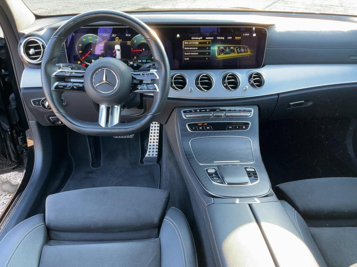 Mercedes-Benz E 220 d T AMG Line ACC,AHK,AUTOM.,LED,Luftfeder.