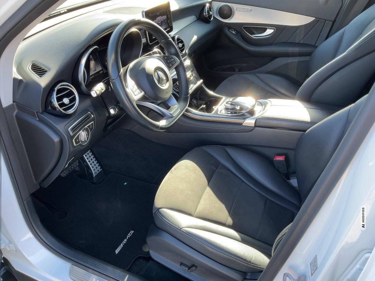 Mercedes-Benz GLC 220 d 4Matic AMG Line AHK,AUTOM.,LED,Navi,LM