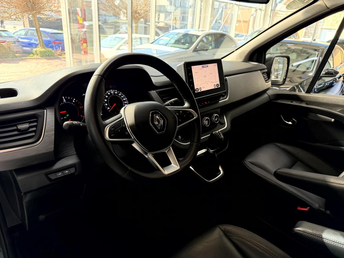 Renault Trafic  2.0 BLUE dCi 150  SpaceClass Aut. 7 Sitzer LED