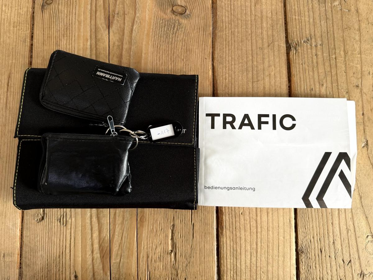 Renault Trafic  2.0 BLUE dCi 150  SpaceClass Aut. 7 Sitzer LED