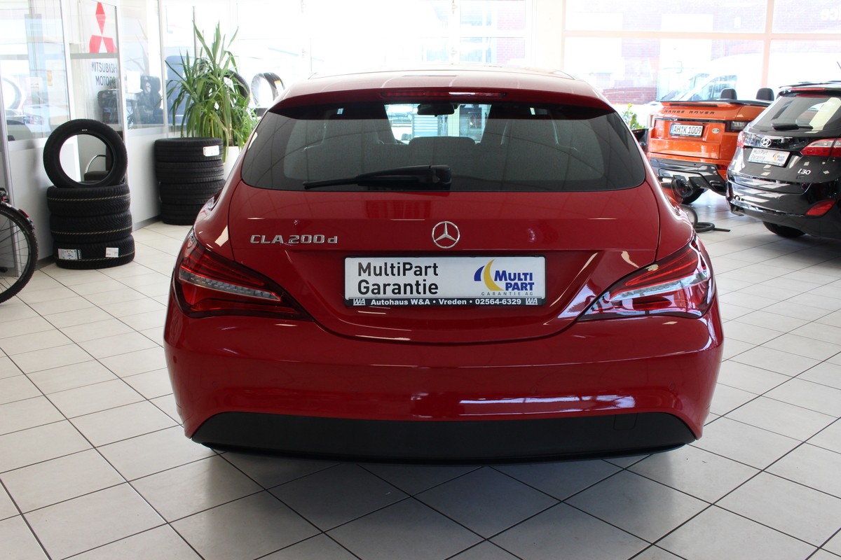 Mercedes-Benz CLA 200 Shooting Brake LED.Shooting Brake 