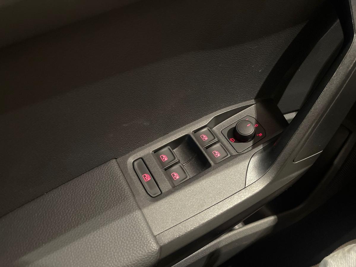 Seat Ibiza 1.0 TSI Style SHZ PDC Full-Link 