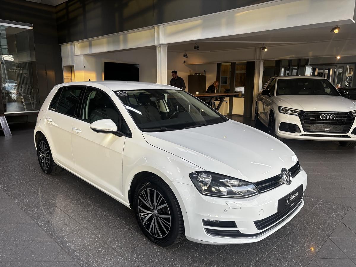 Volkswagen Golf VII 2.0 TDI Allstar BMT Tempomat PDC AHK 