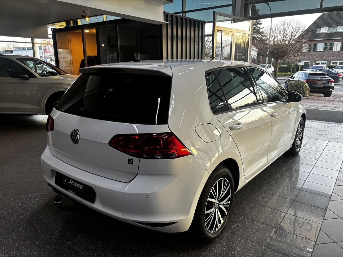 Volkswagen Golf VII 2.0 TDI Allstar BMT Tempomat PDC AHK 