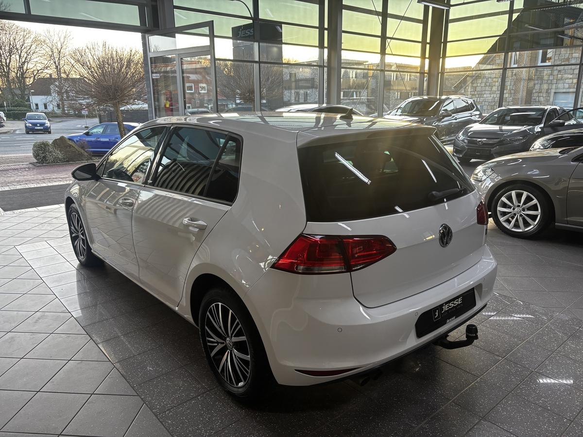 Volkswagen Golf VII 2.0 TDI Allstar BMT Tempomat PDC AHK 