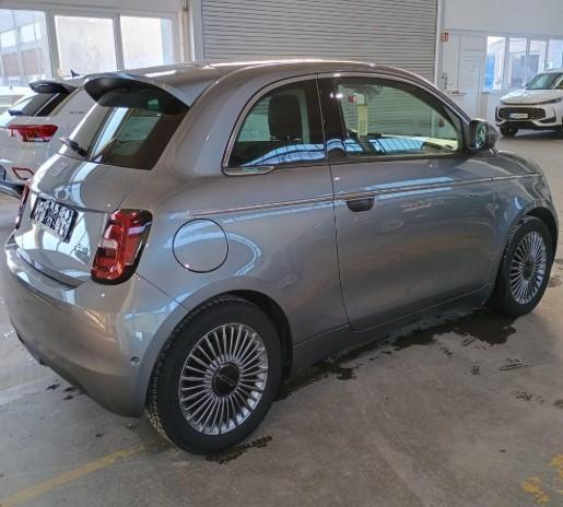 Fiat 500e 500 e NAVI/APP~SHZ~RFK~GRA~ALU~DAB~KLIMAAUTO~MFL