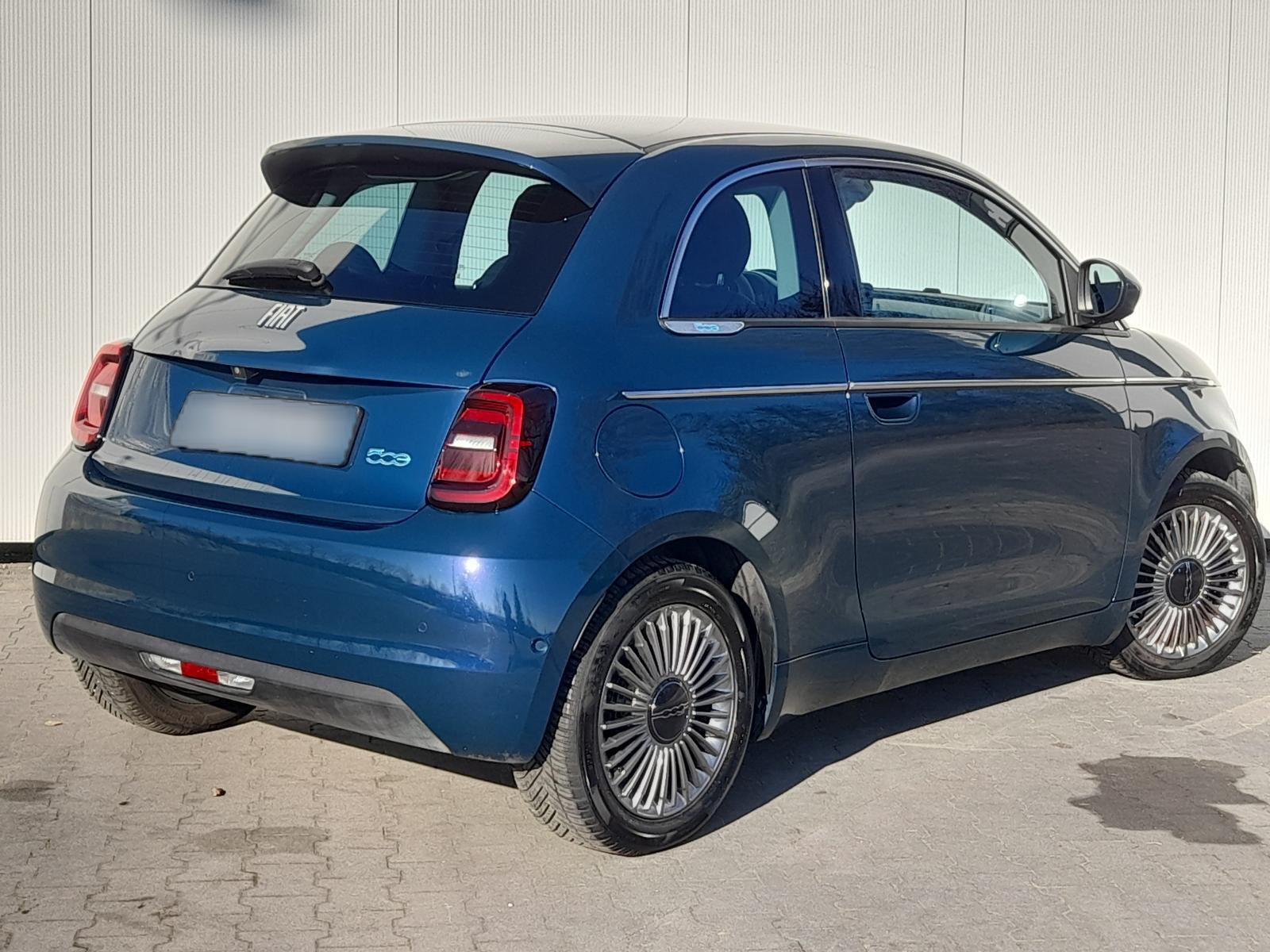 Fiat 500e 500 e NAVI/APP~GRA~RFK~SHZ~ALU~DAB~KLIMAAUTO~MFL