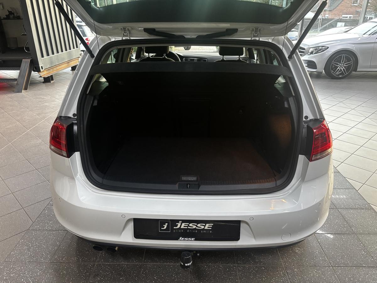 Volkswagen Golf VII 2.0 TDI Allstar BMT Tempomat PDC AHK 