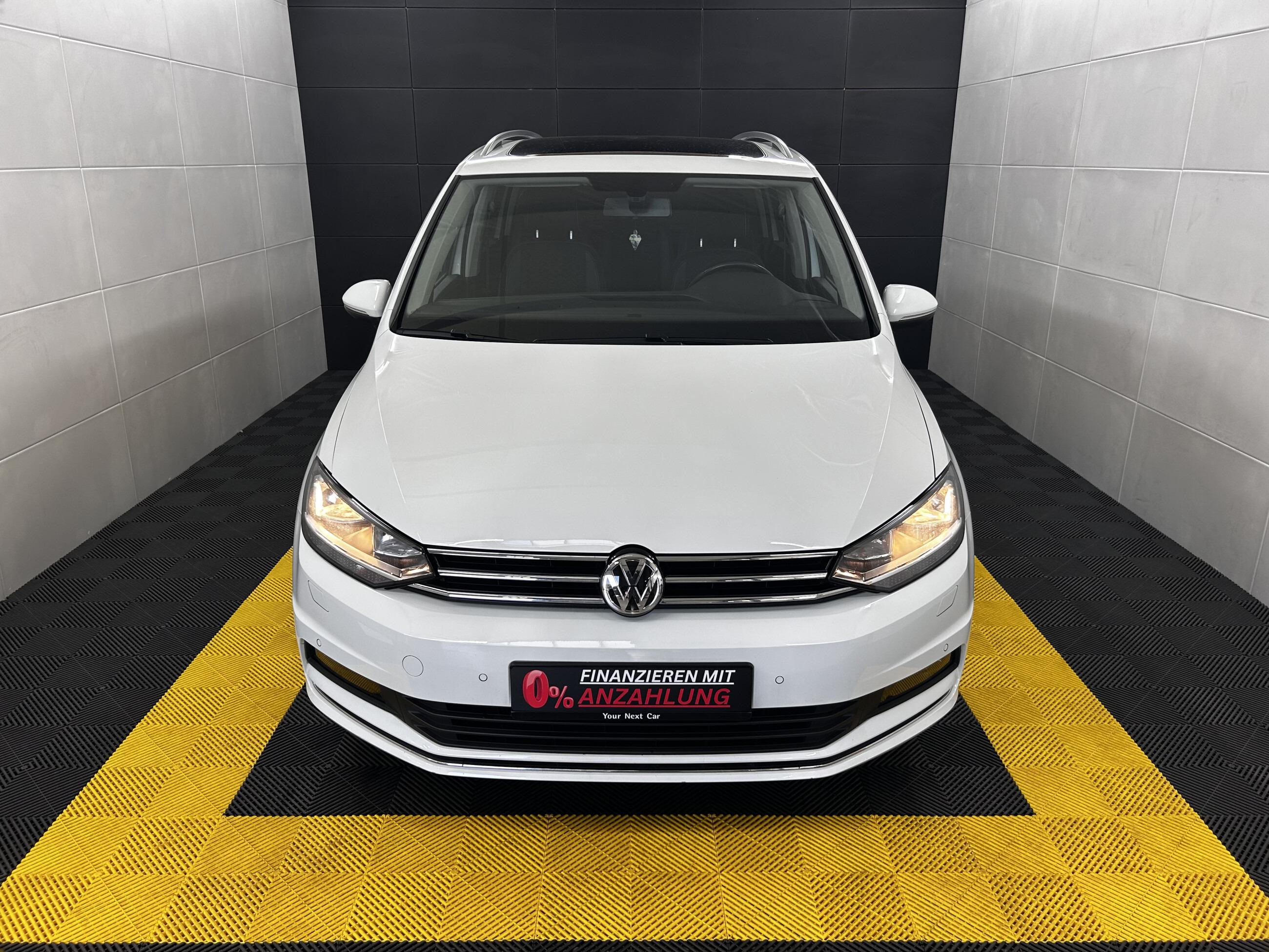 Volkswagen Touran Join+AHK+MwSt+Panorama+ACC+CarPlay+Navi