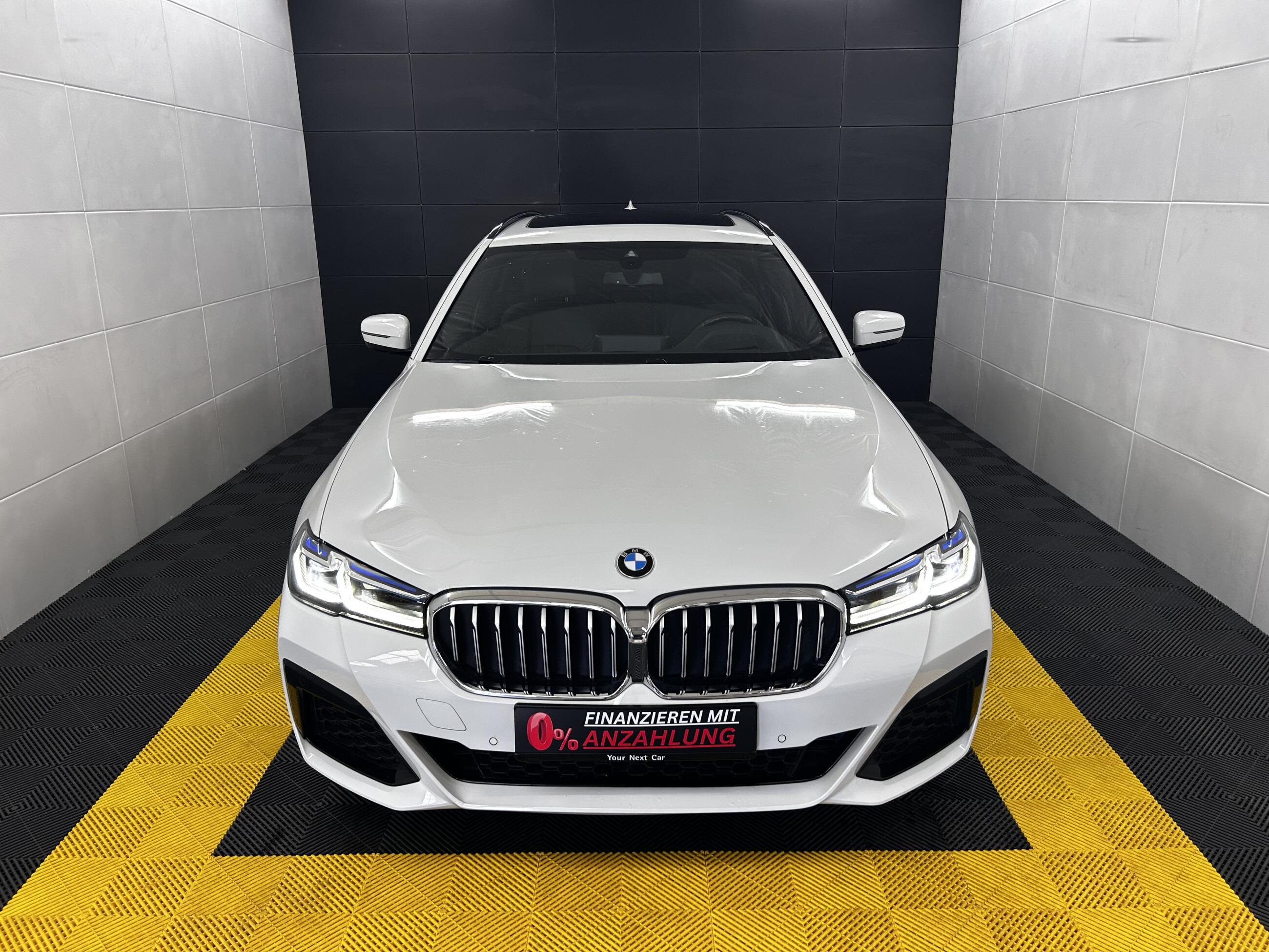 BMW 520 i M Sport+Pano+Laser+Ambiente+Memory+Kam+HUD