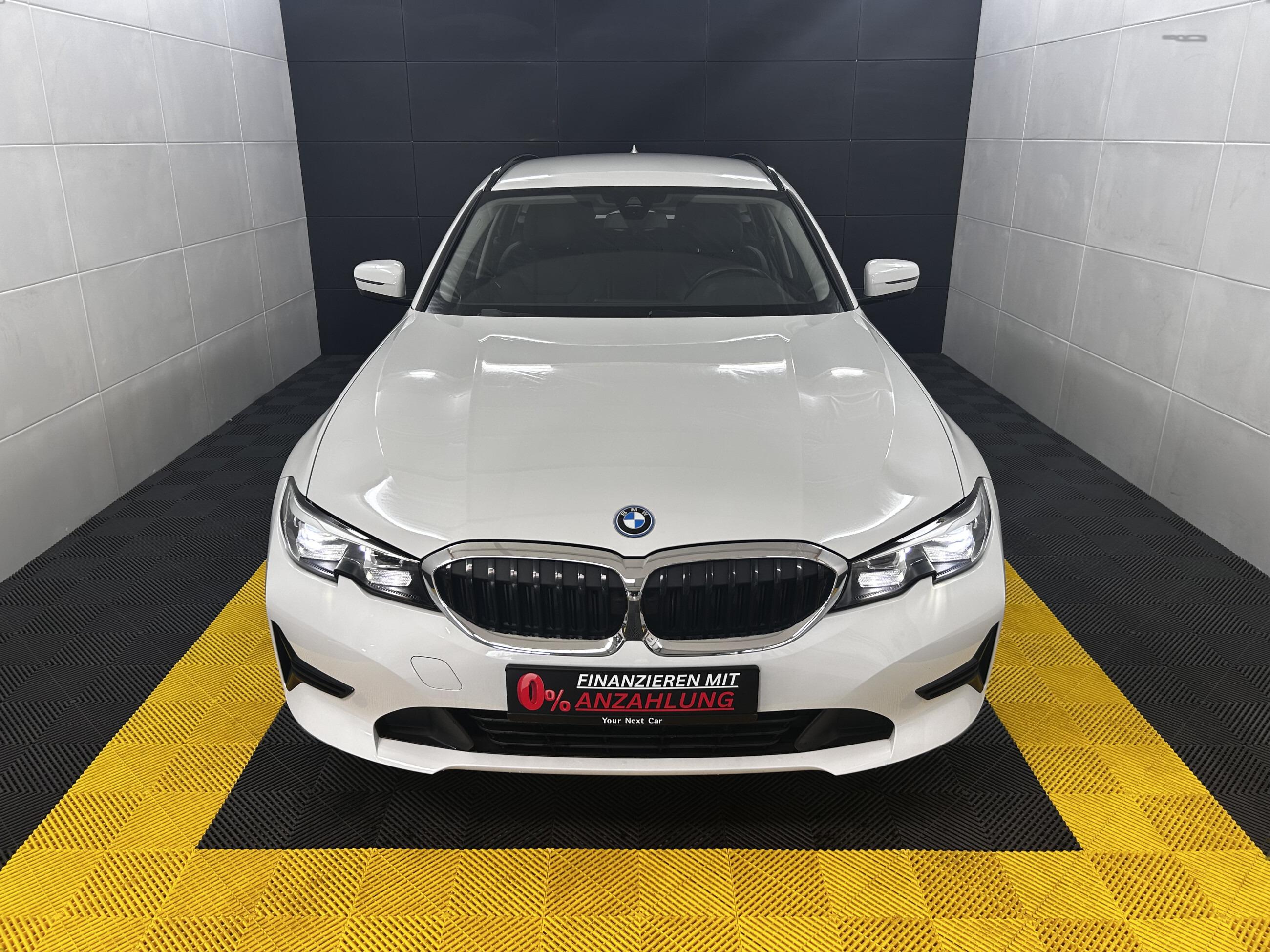 BMW 320 e xDrive Plug-in+ACC+Leder+Carplay+LED+AHK