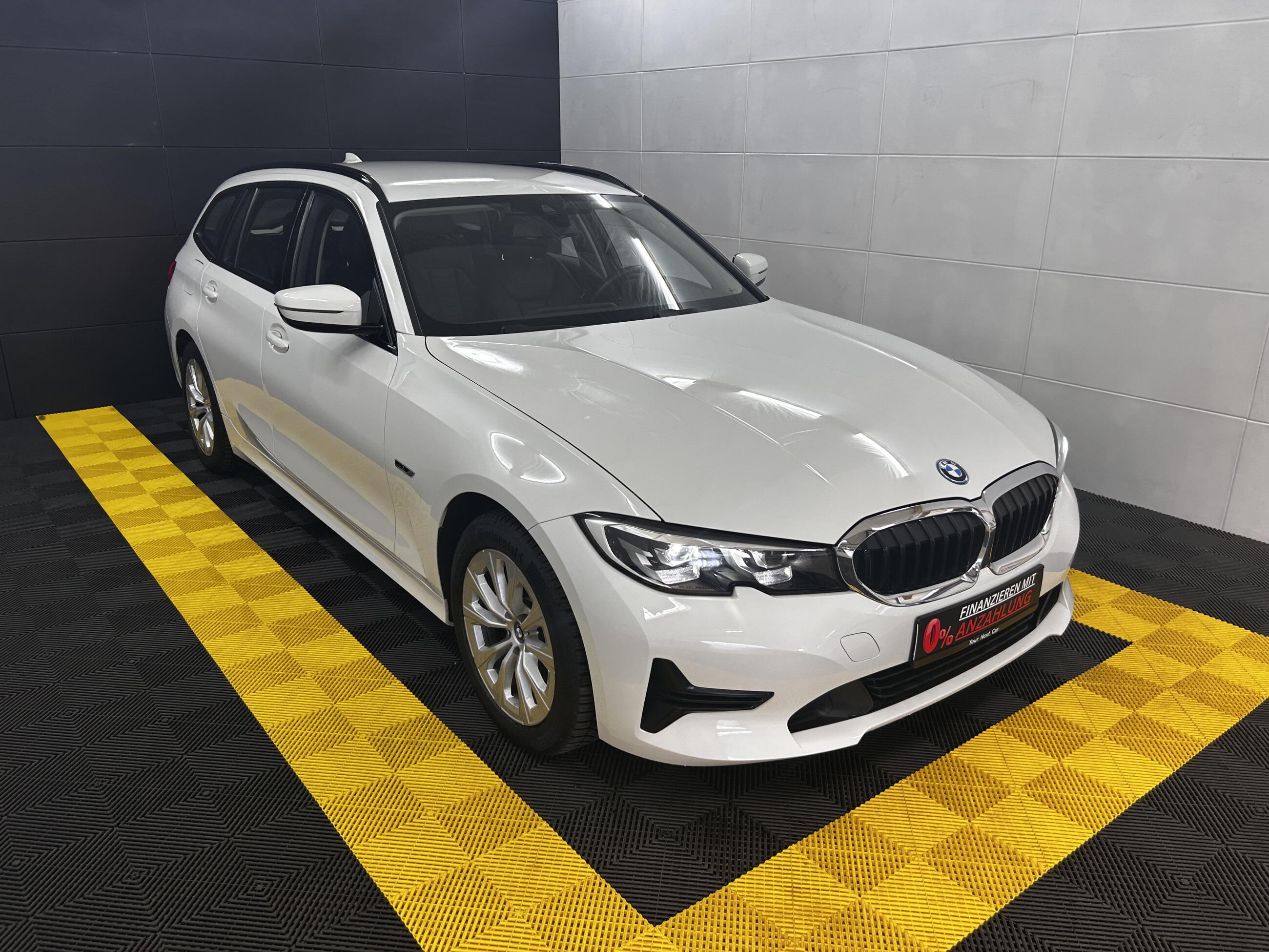 BMW 320 e xDrive Plug-in+ACC+Leder+Carplay+LED+AHK