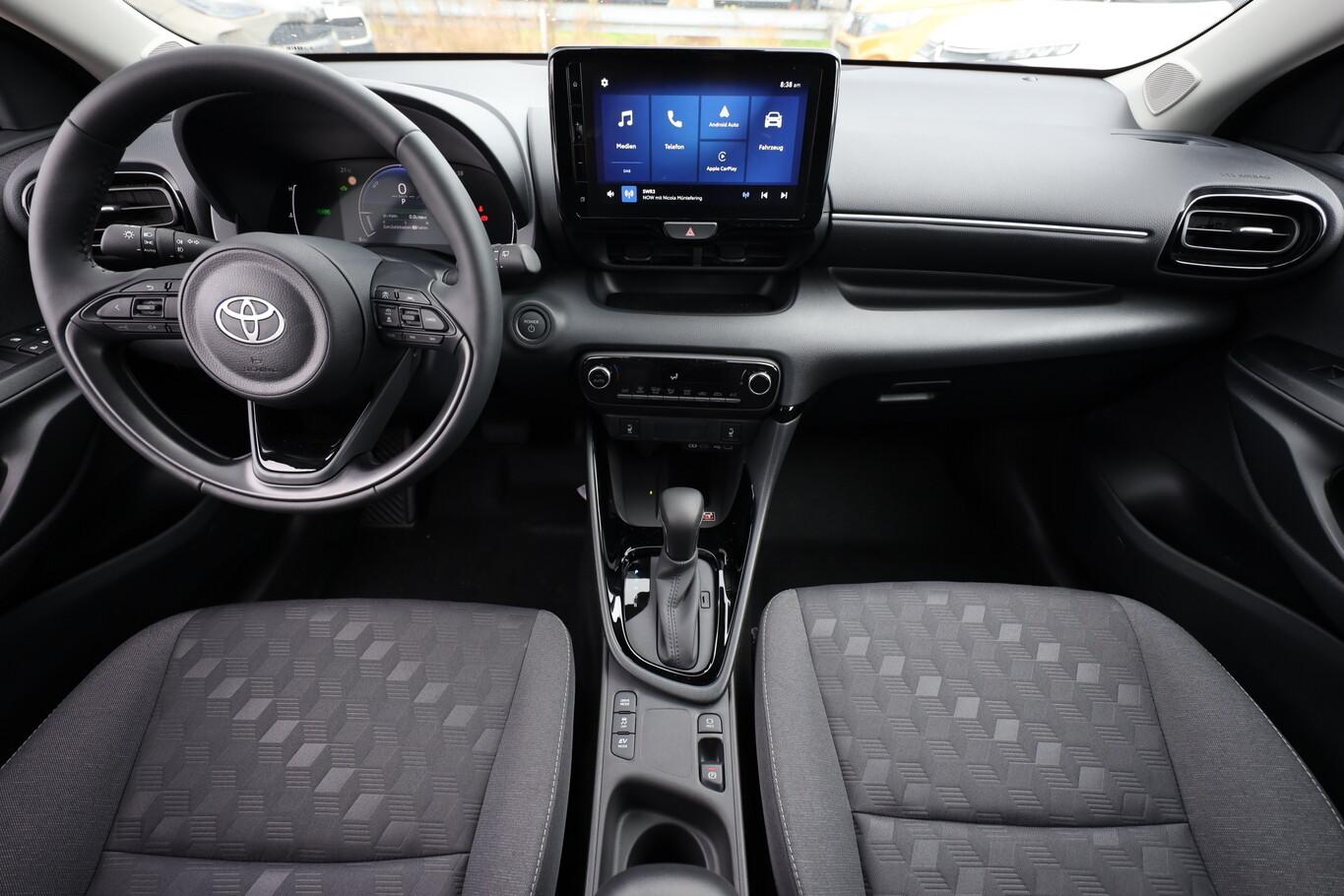 Toyota Yaris LED DigiC Privacy ACC Kam 16