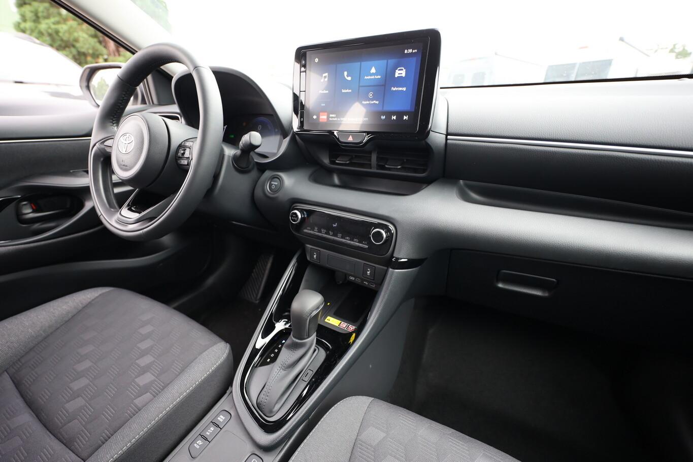 Toyota Yaris LED DigiC Privacy ACC Kam 16