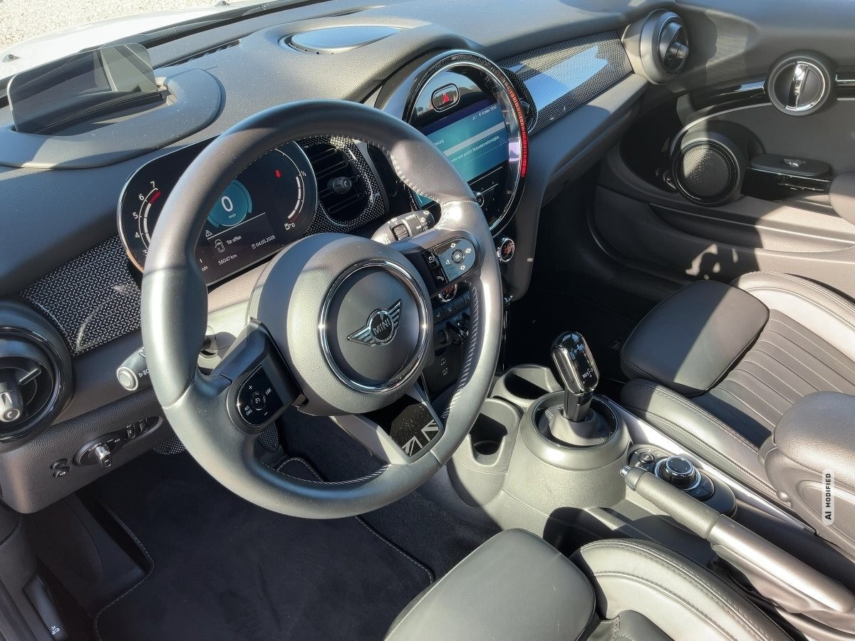 MINI Cooper 1.5 Yours Trim AUTOM.,LED,Navi,SHZ,HUD