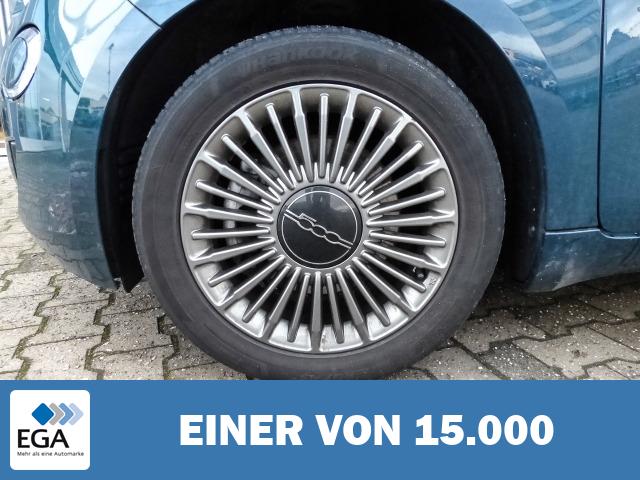 Fiat 500e 3+1 Icon Panorama Navi Memory Sitze Apple CarPlay Android Auto Klimaautom F