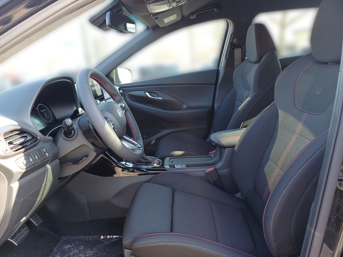 Hyundai i30 N-Line 1.6 T-GDI 7-DCT Kamera App PDC LED Navi