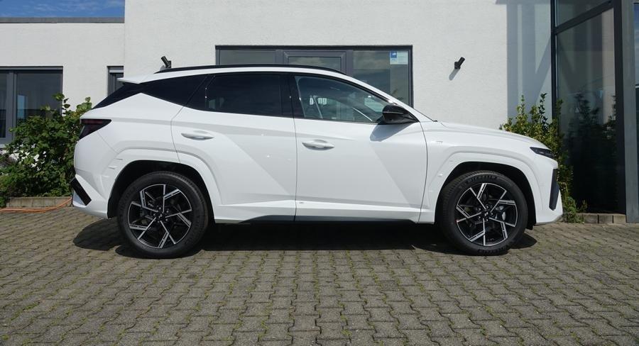 Hyundai Tucson N-LINE X HYBRID 239PS 2WD VOLLAUSSTATTUNG