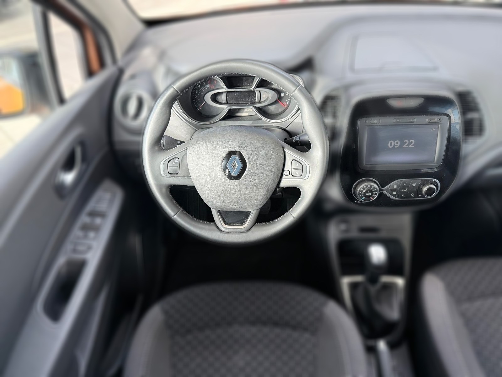 Renault Captur Intens 1.HAND|SCHECKHEFT|PDC|ALLWETTER|BT