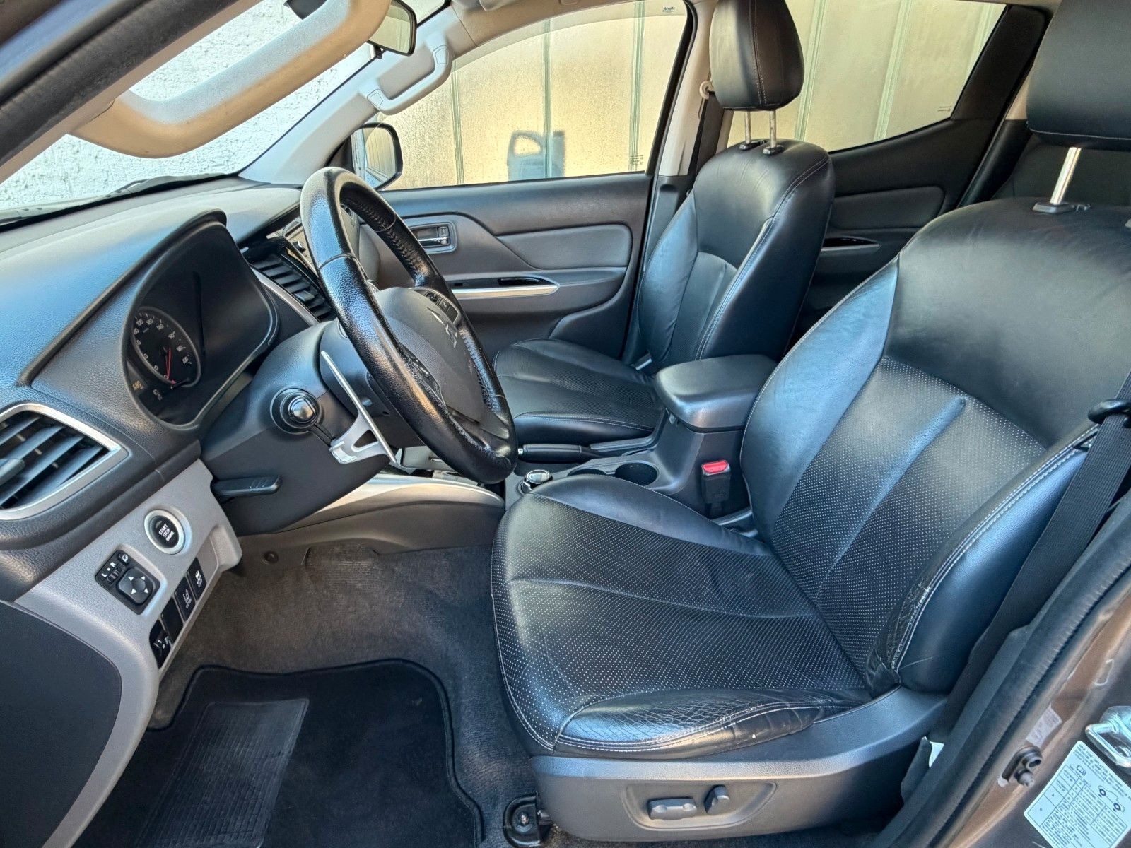 Mitsubishi L200 Top DC, Hardtop, Garantie, Reifen neu