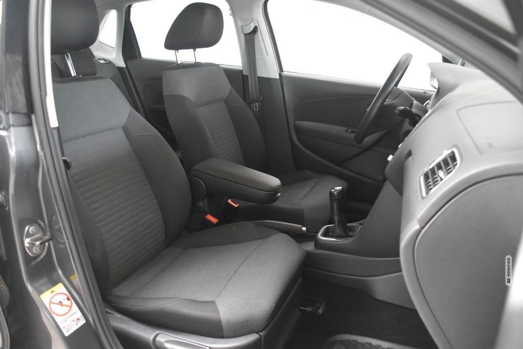Volkswagen Polo V 1.4 Comfortline Klima Sitzheiz Tempo PDC
