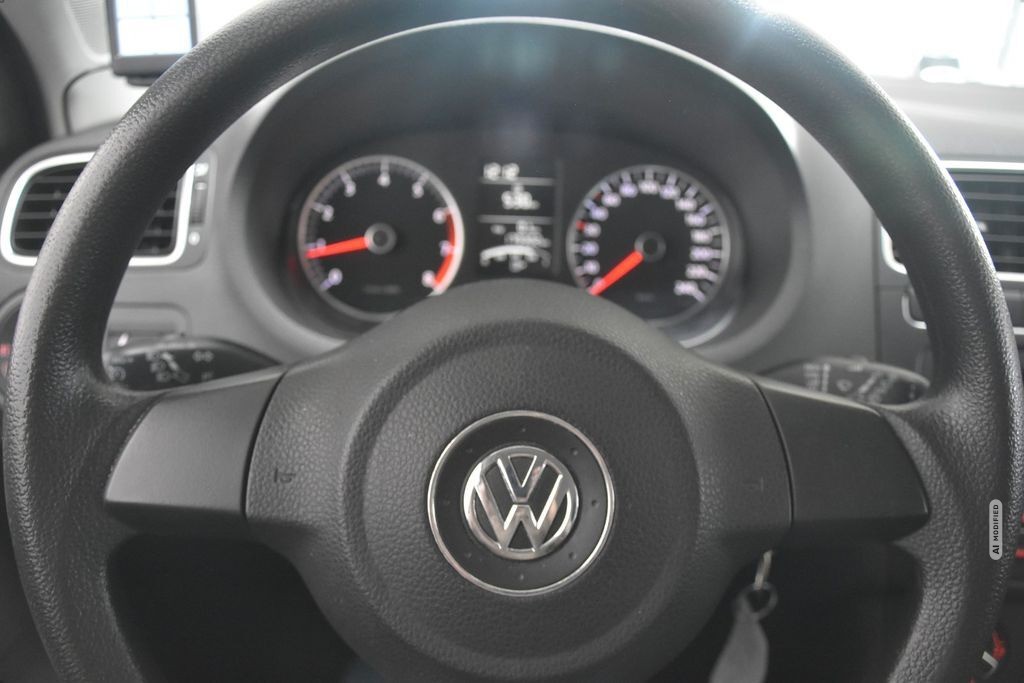 Volkswagen Polo V 1.4 Comfortline Klima Sitzheiz Tempo PDC