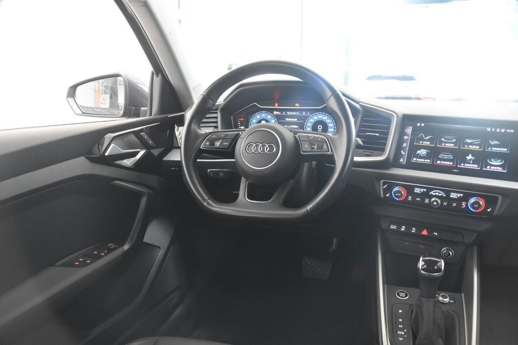 Audi A1 Sportback 30TFSI S tronic LED Navi Kamera SHZ