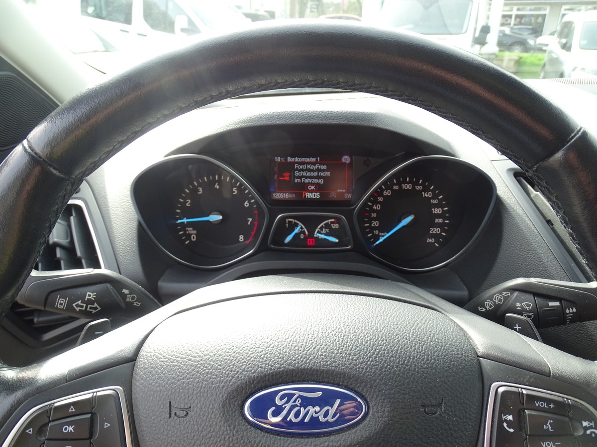 Ford Kuga 1.5 EcoBoost Titanium 4x4 AT Motor
