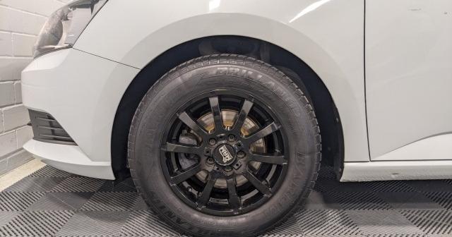 Skoda Fabia Active Plus 1.0 MPI Klima Radio IsoFix USB