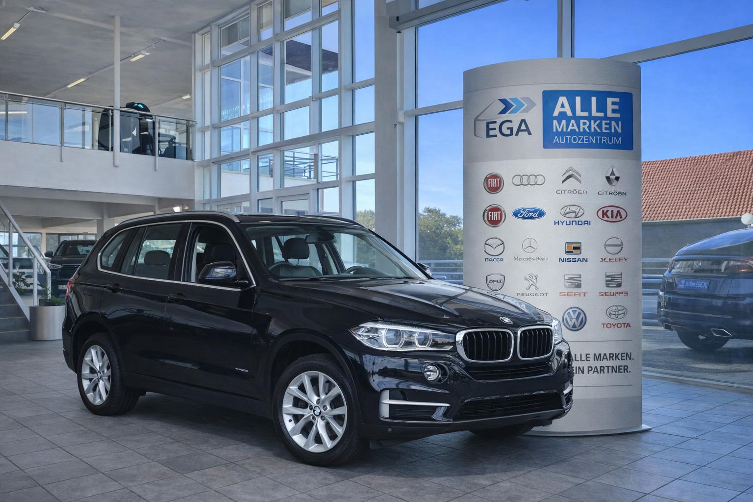 BMW X5 xDRIVE 3,5i NAVI PDC AHK KLIMA ALU XENON 1HD.ERST 49 TKM 