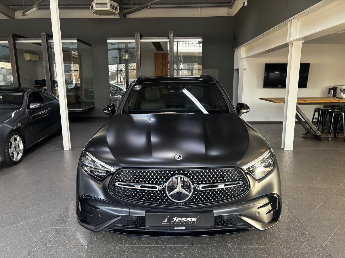 Mercedes-Benz GLC 400 e AMG 4M designo Digital-Light Pano HUD Burmester