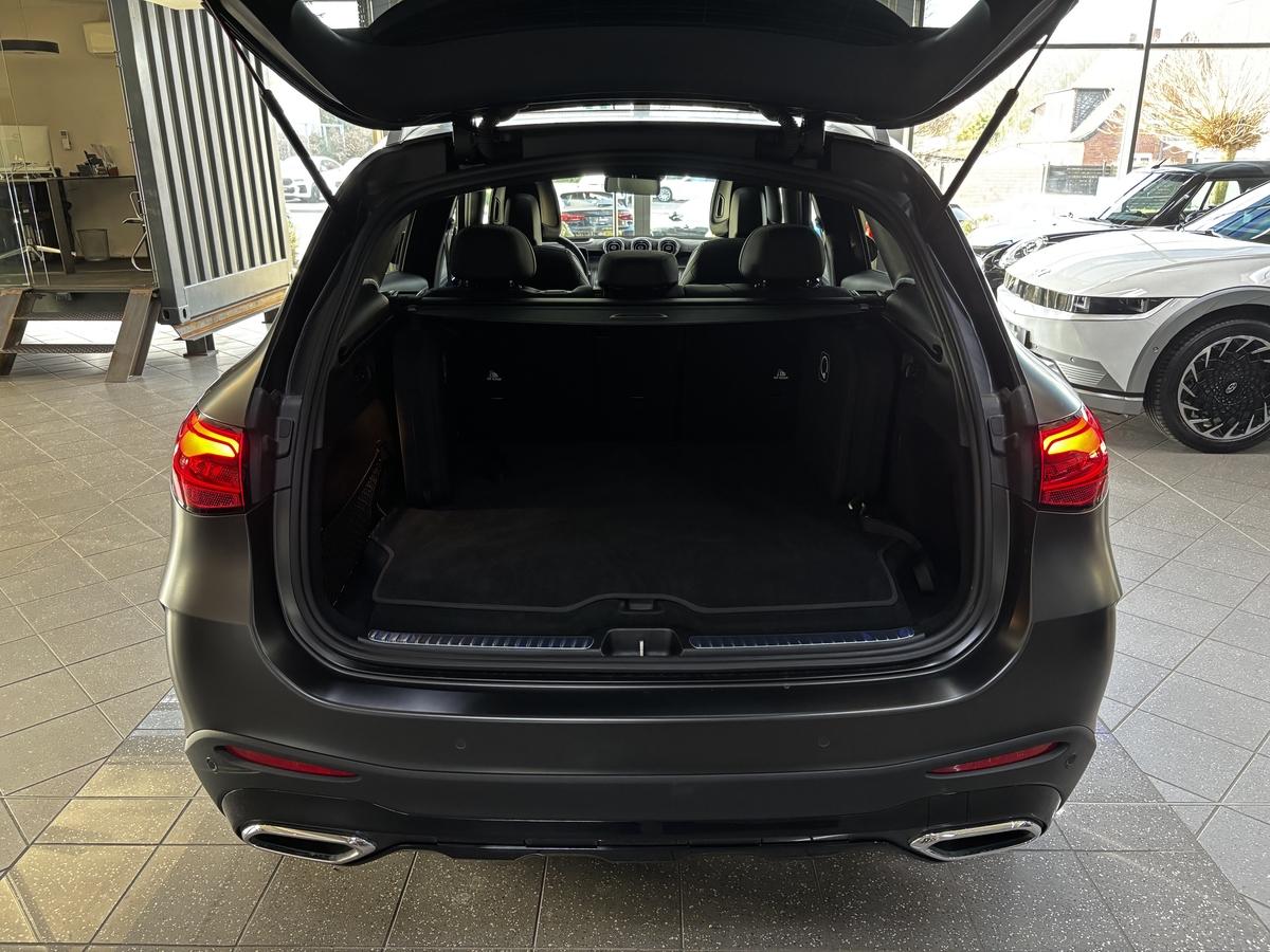 Mercedes-Benz GLC 400 e AMG 4M designo Digital-Light Pano HUD Burmester