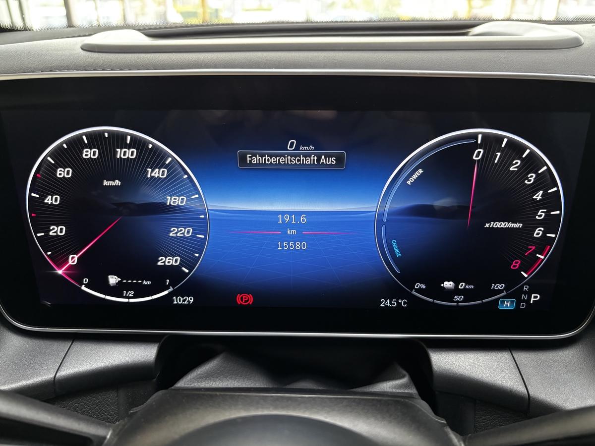 Mercedes-Benz GLC 400 e AMG 4M designo Digital-Light Pano HUD Burmester