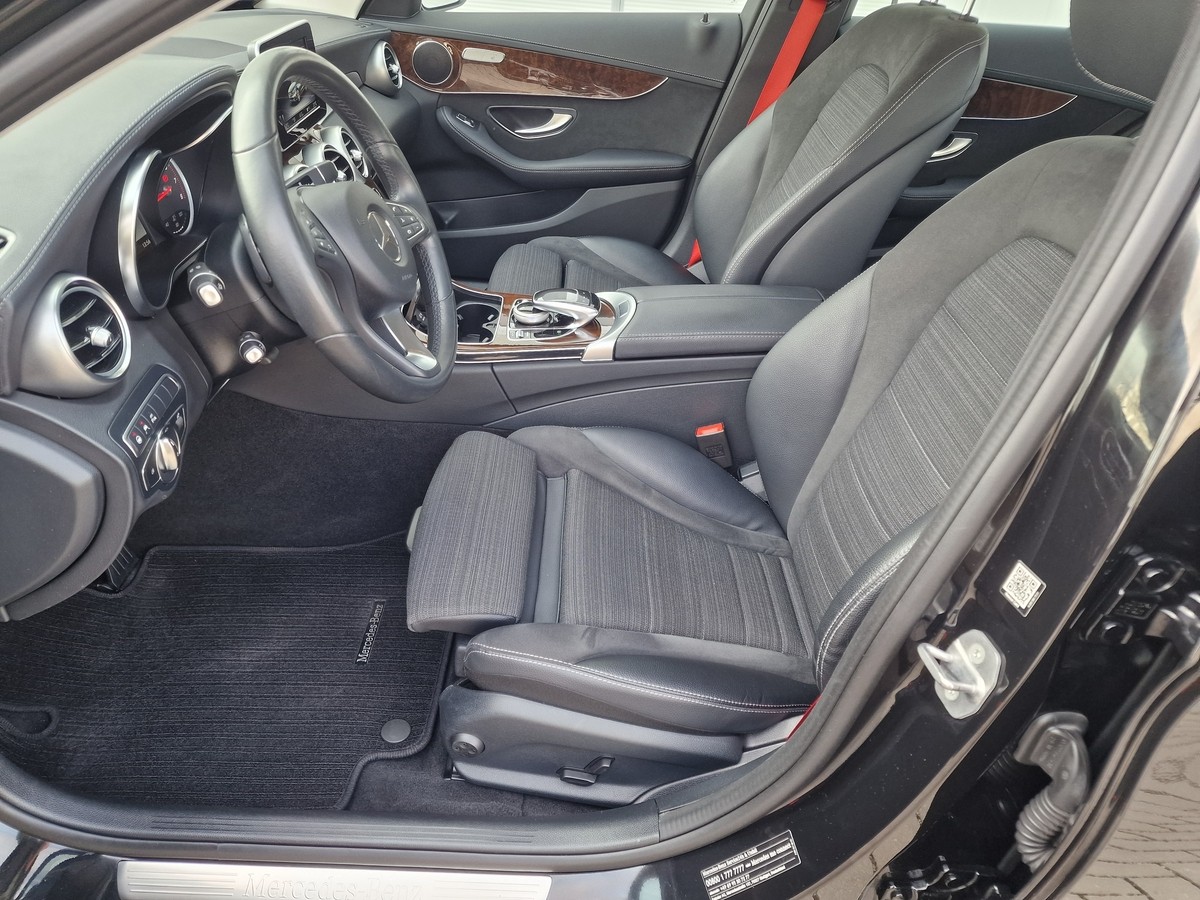 Mercedes-Benz C 300  Navi*Sportsitze*LED*ACC*Sitzheizung
