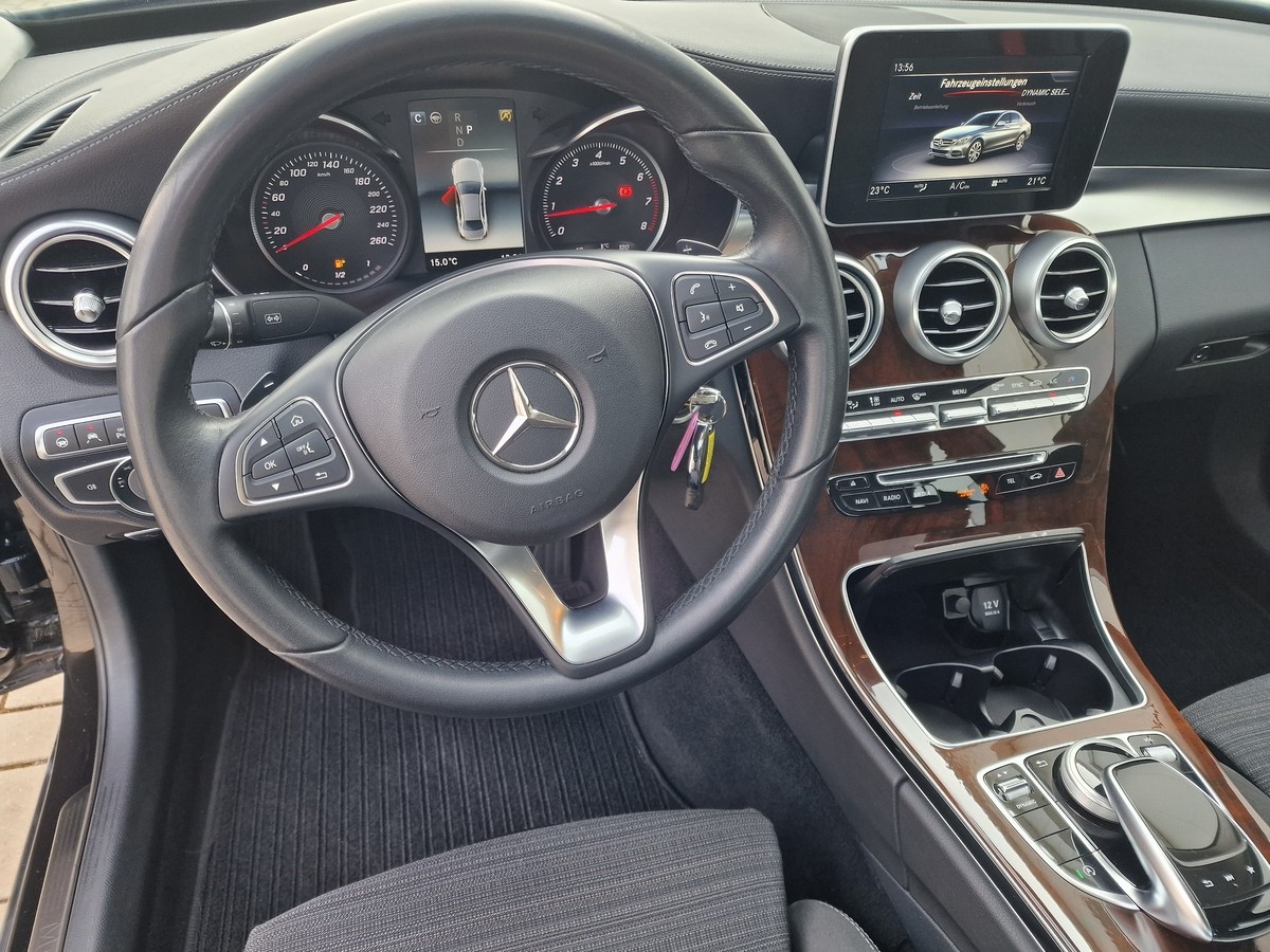 Mercedes-Benz C 300  Navi*Sportsitze*LED*ACC*Sitzheizung