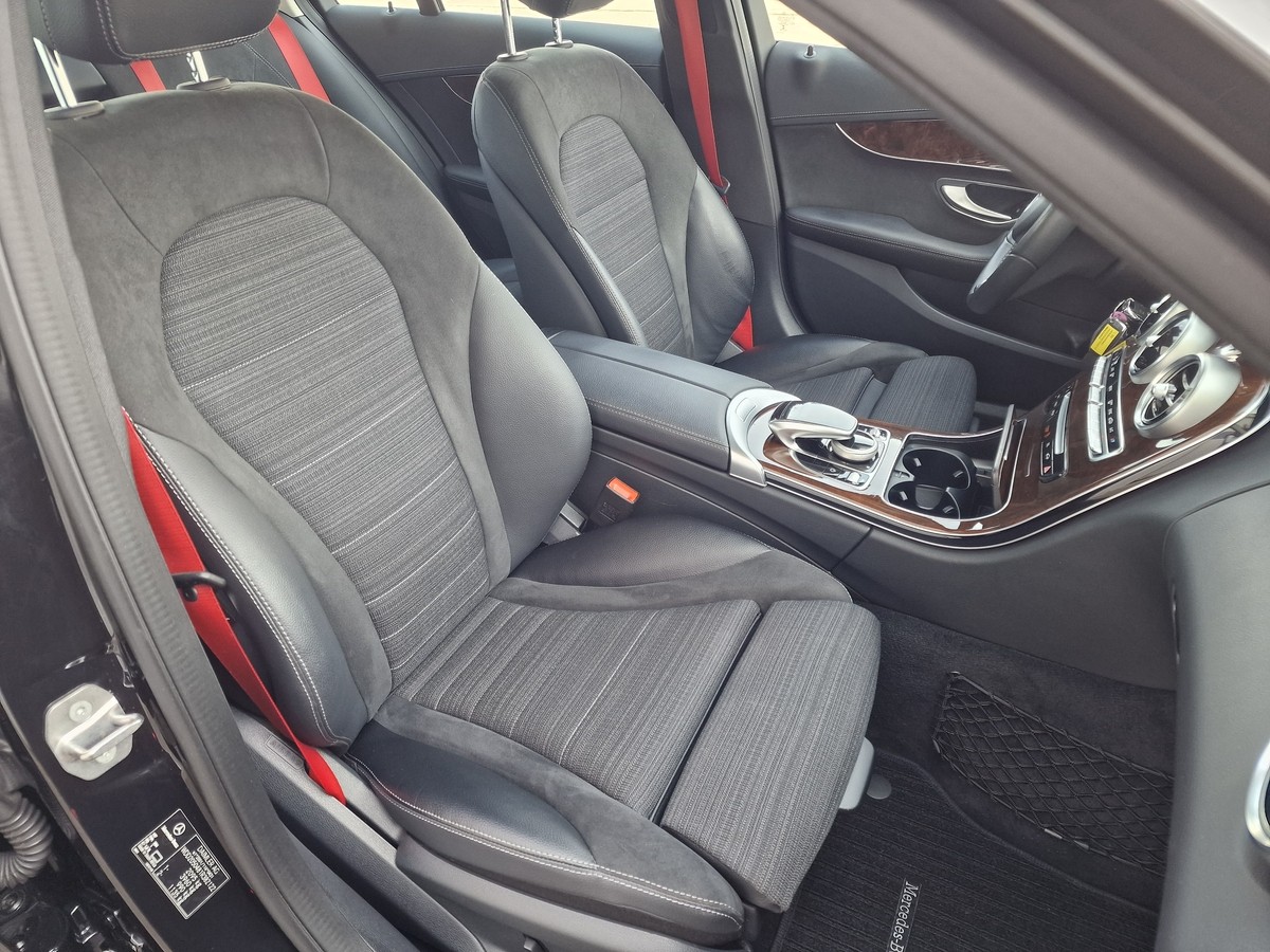 Mercedes-Benz C 300  Navi*Sportsitze*LED*ACC*Sitzheizung