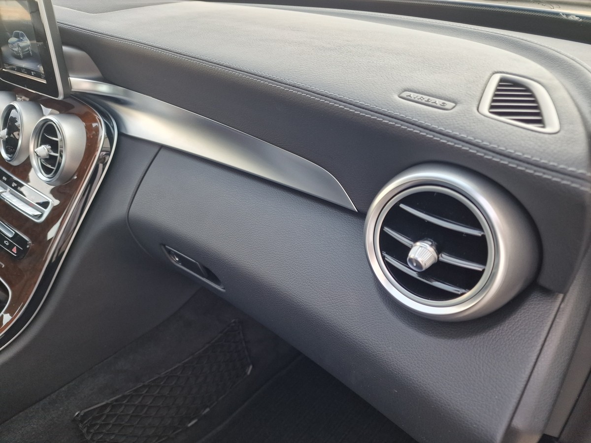 Mercedes-Benz C 300  Navi*Sportsitze*LED*ACC*Sitzheizung