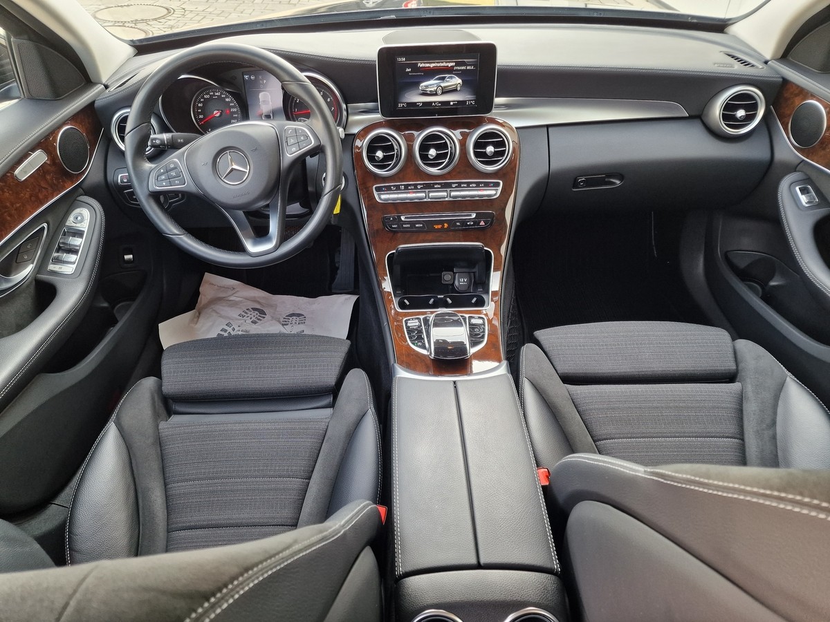 Mercedes-Benz C 300  Navi*Sportsitze*LED*ACC*Sitzheizung