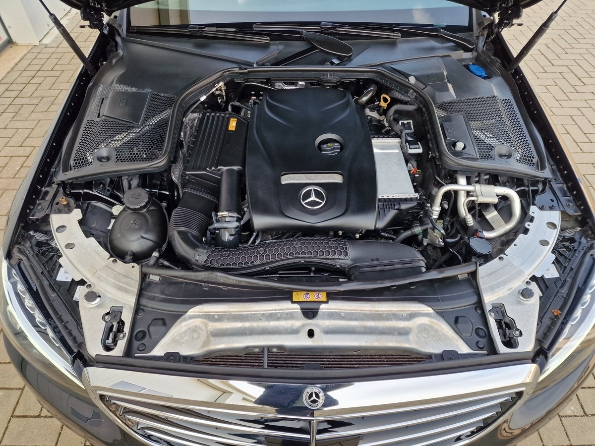 Mercedes-Benz C 300  Navi*Sportsitze*LED*ACC*Sitzheizung