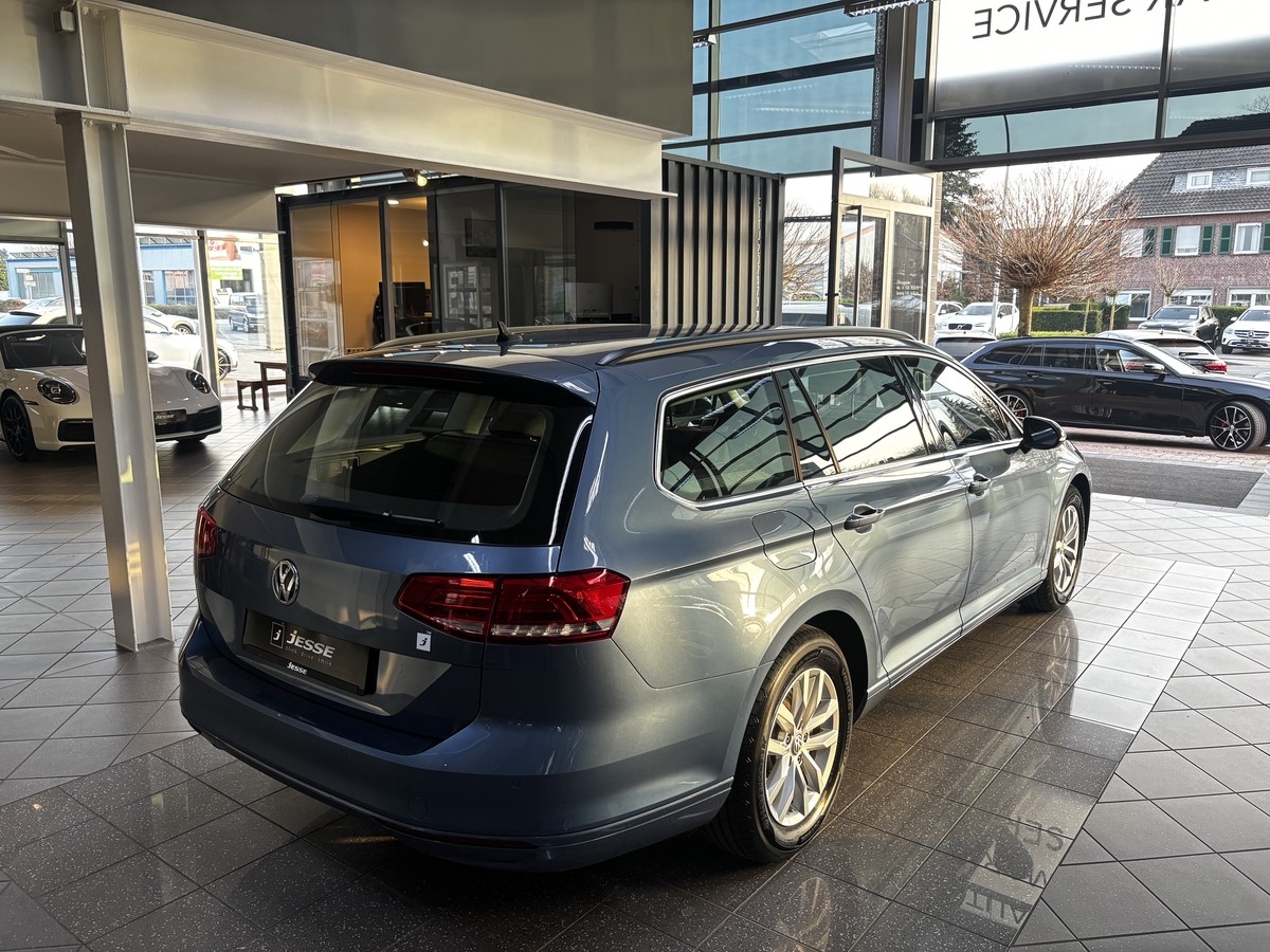 Volkswagen Passat 1.6 TDI BMT Comfortline ACC Navi Massage