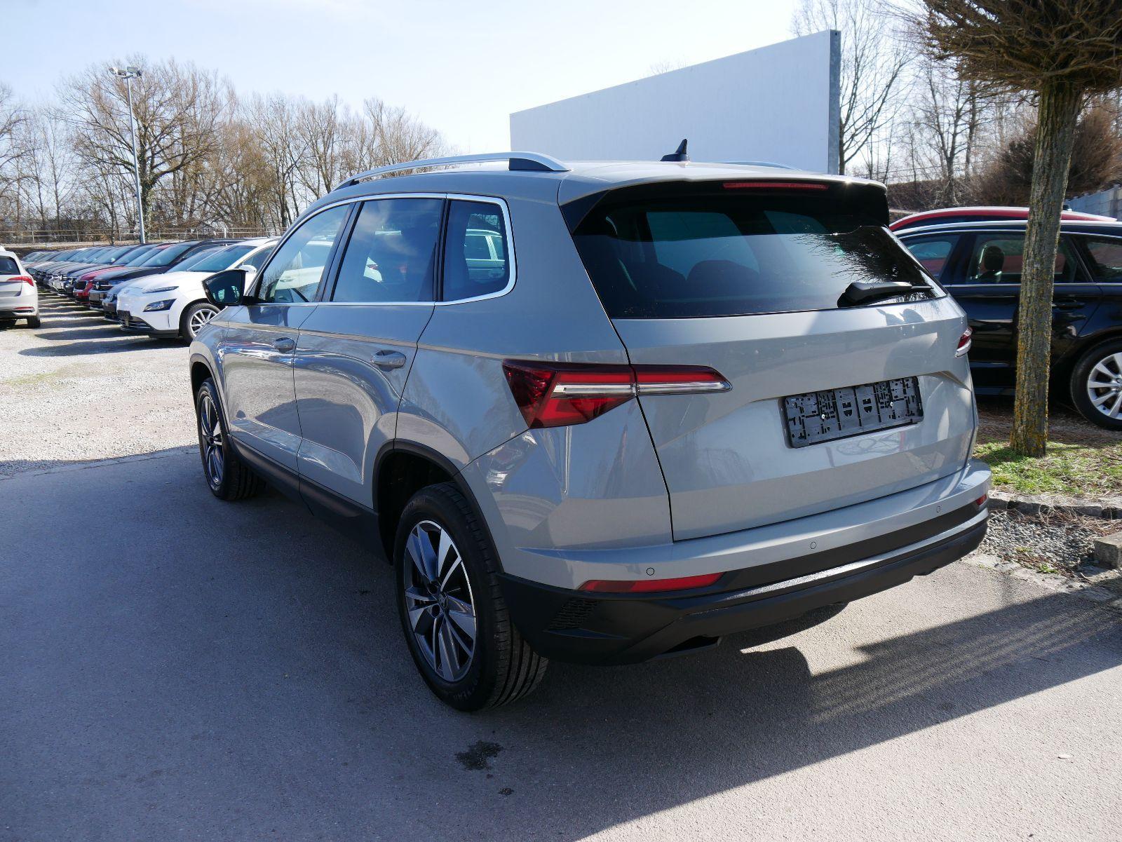 Skoda Karoq Selection TOP PLUS Edition 1,5 TSI DSG*SMARTLINK*LED*PDC*KAMERA*TEMPOMAT*S
