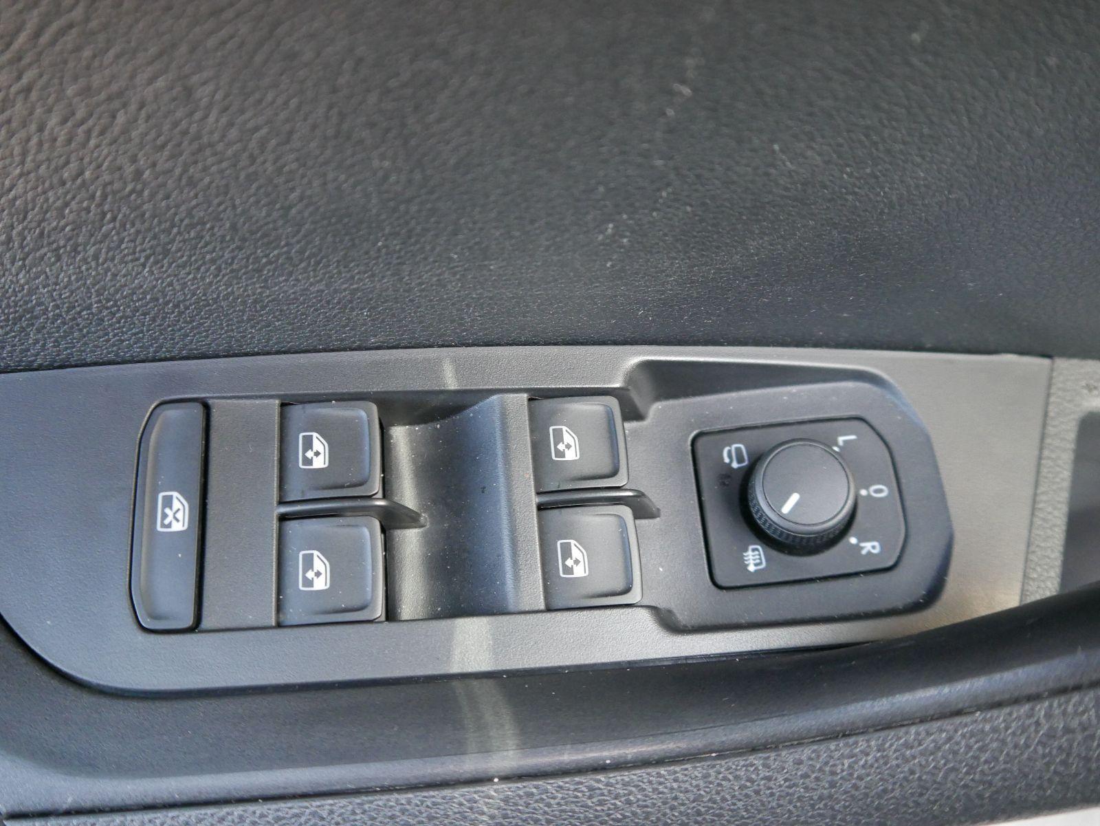 Skoda Karoq Selection TOP PLUS Edition 1,5 TSI DSG*SMARTLINK*LED*PDC*KAMERA*TEMPOMAT*S