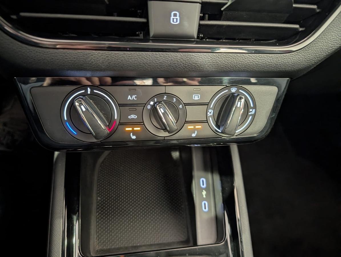Skoda Kamiq 1.0TSI Selection 5J Garantie AHK