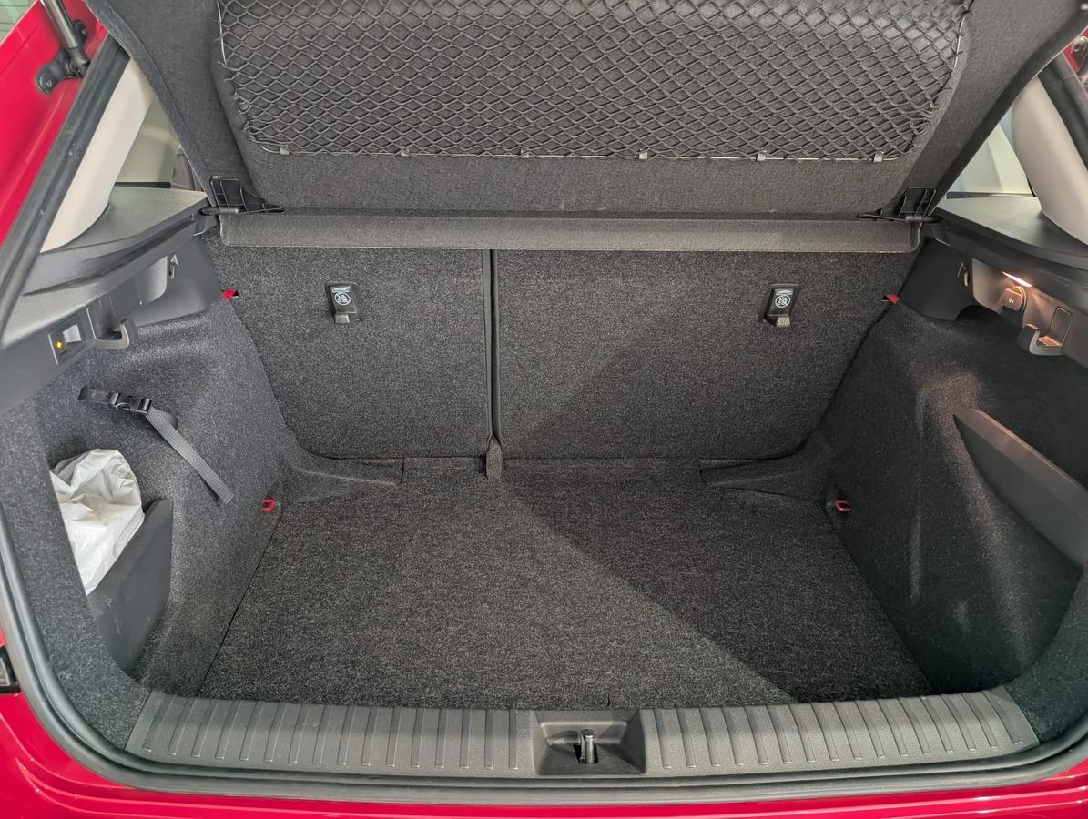 Skoda Kamiq 1.0TSI Selection 5J Garantie AHK