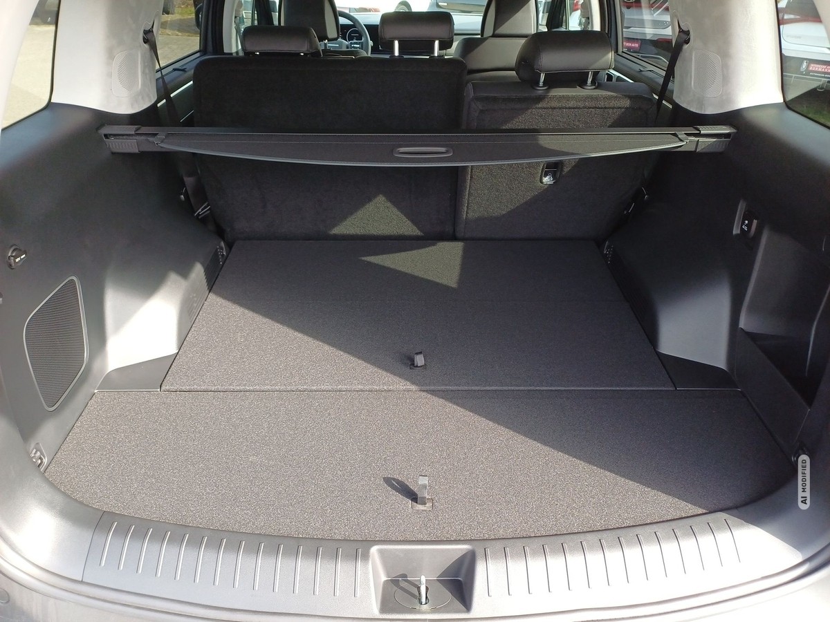 Hyundai Santa Fe HEV 1.6 T-GDI 2WD Signature